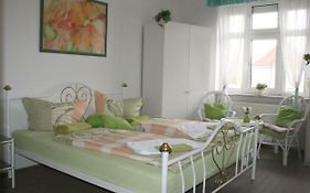 Cafe & Pension Jl